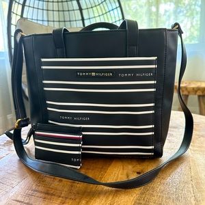 Women's bag, condition as new, without damage and defects.